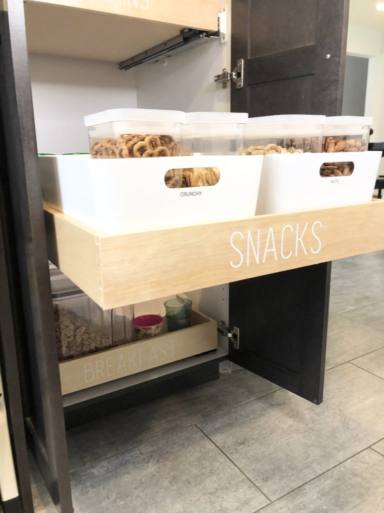 CREATING AN ORGANIZED SNACK CABINET